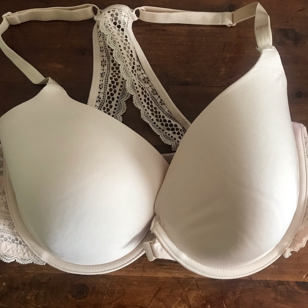 Victoria Secret racer back bra